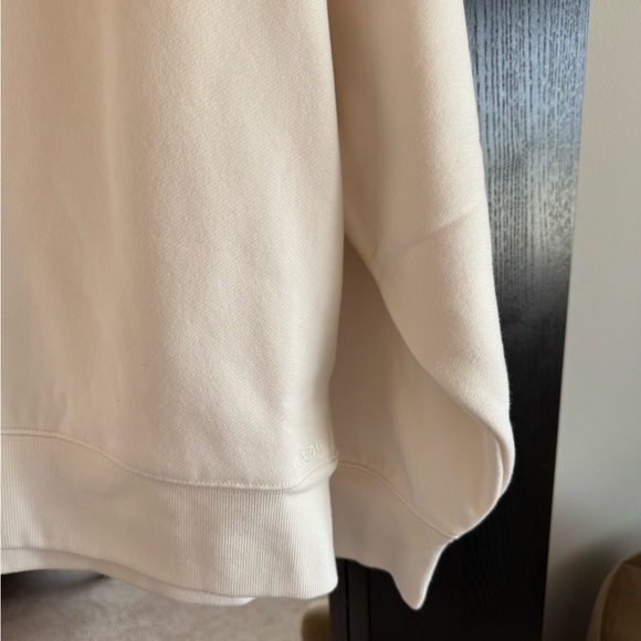Aritzia Boyfriend 1/2 Zip Sweatshirt - Picture 6 of 7